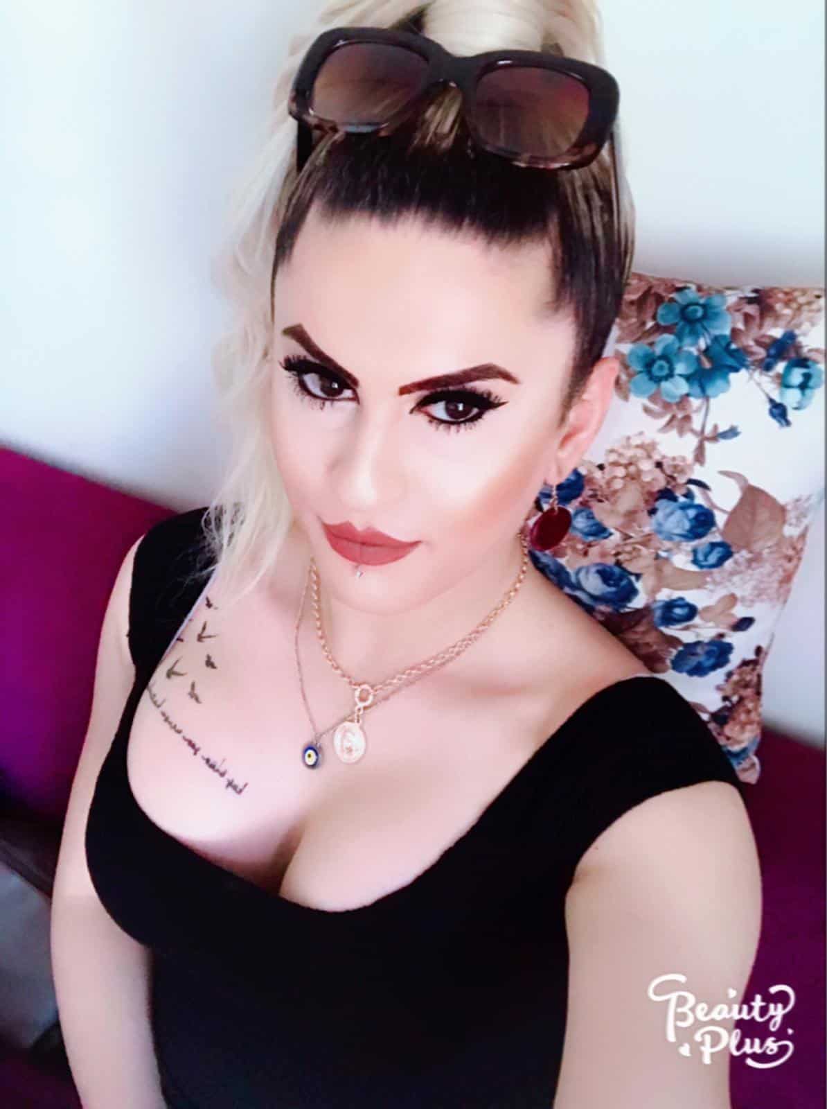 Denizli Travesti Escort Petek